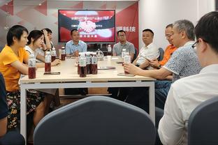 梅西：拿世界杯后不会考虑金球奖；去巴黎不是想要的&不想离开巴萨